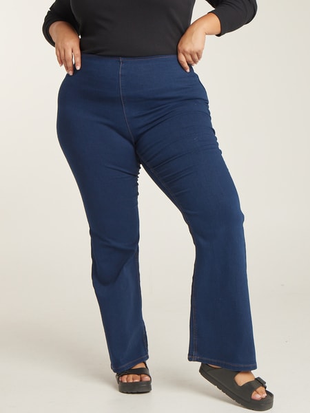 Womens Plus Size Soft Touch Flare Jegging