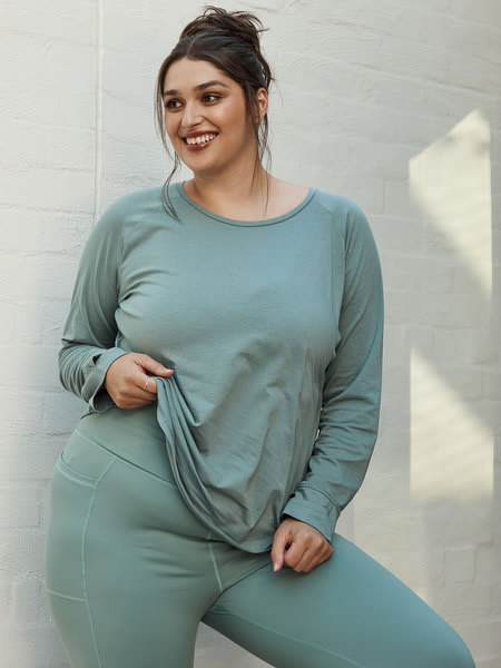 Womens Plus Size Long Sleeve Active Top